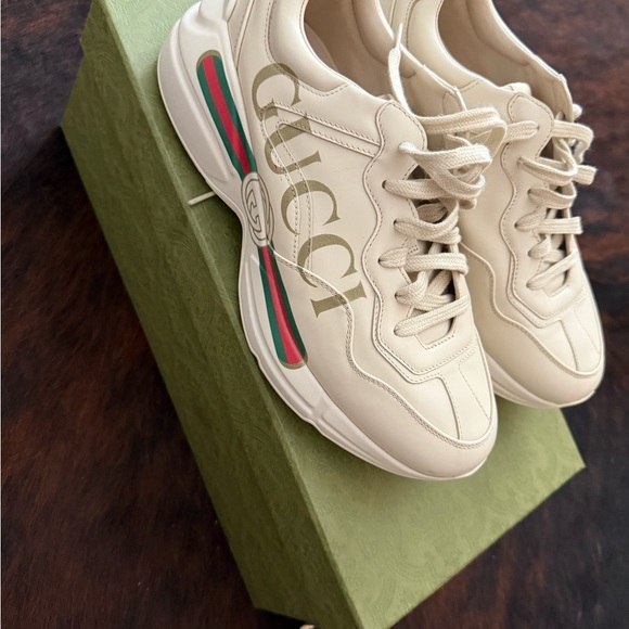 Gucci Shoes - Gucci Beige Sneakers with Logo Accent